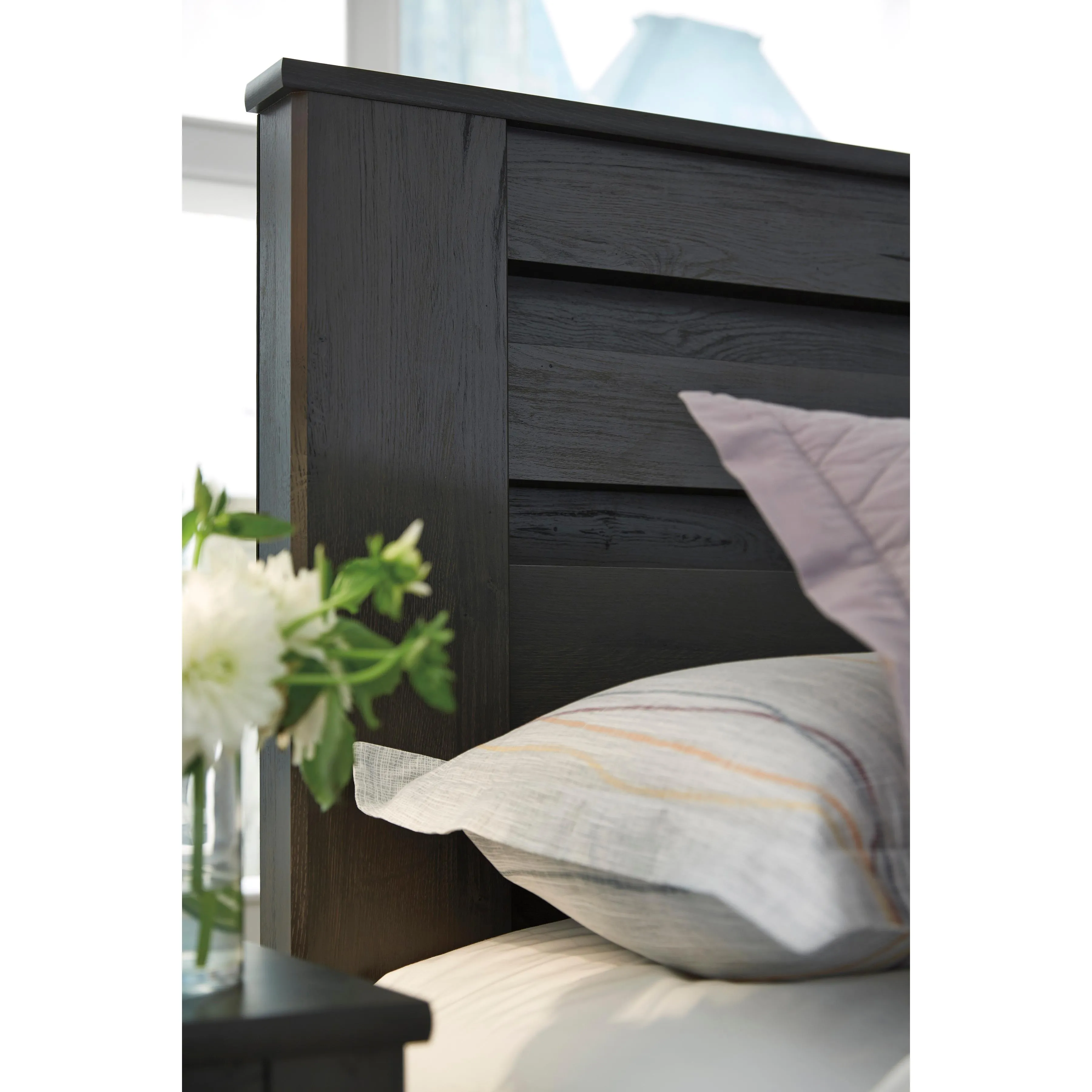 Signature Design by Ashley Brinxton King Panel Bed B249-68/B249-66/B249-99